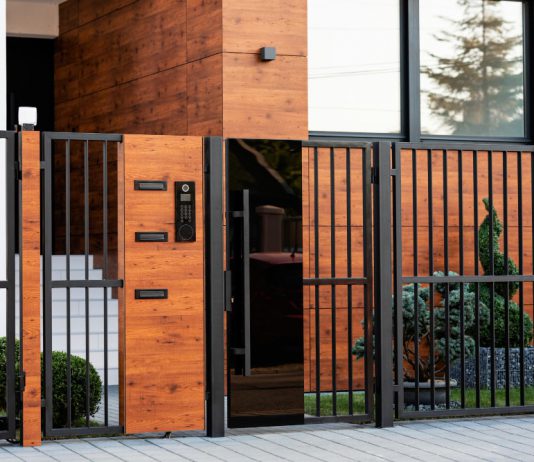 שערים מעוצבים וחשיבותם לרושם הראשוני של הבית