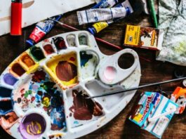 חנות ציור,צבעי שמן צבעי אקריליק , ובד קנבס – כל מה שהאמן צריך